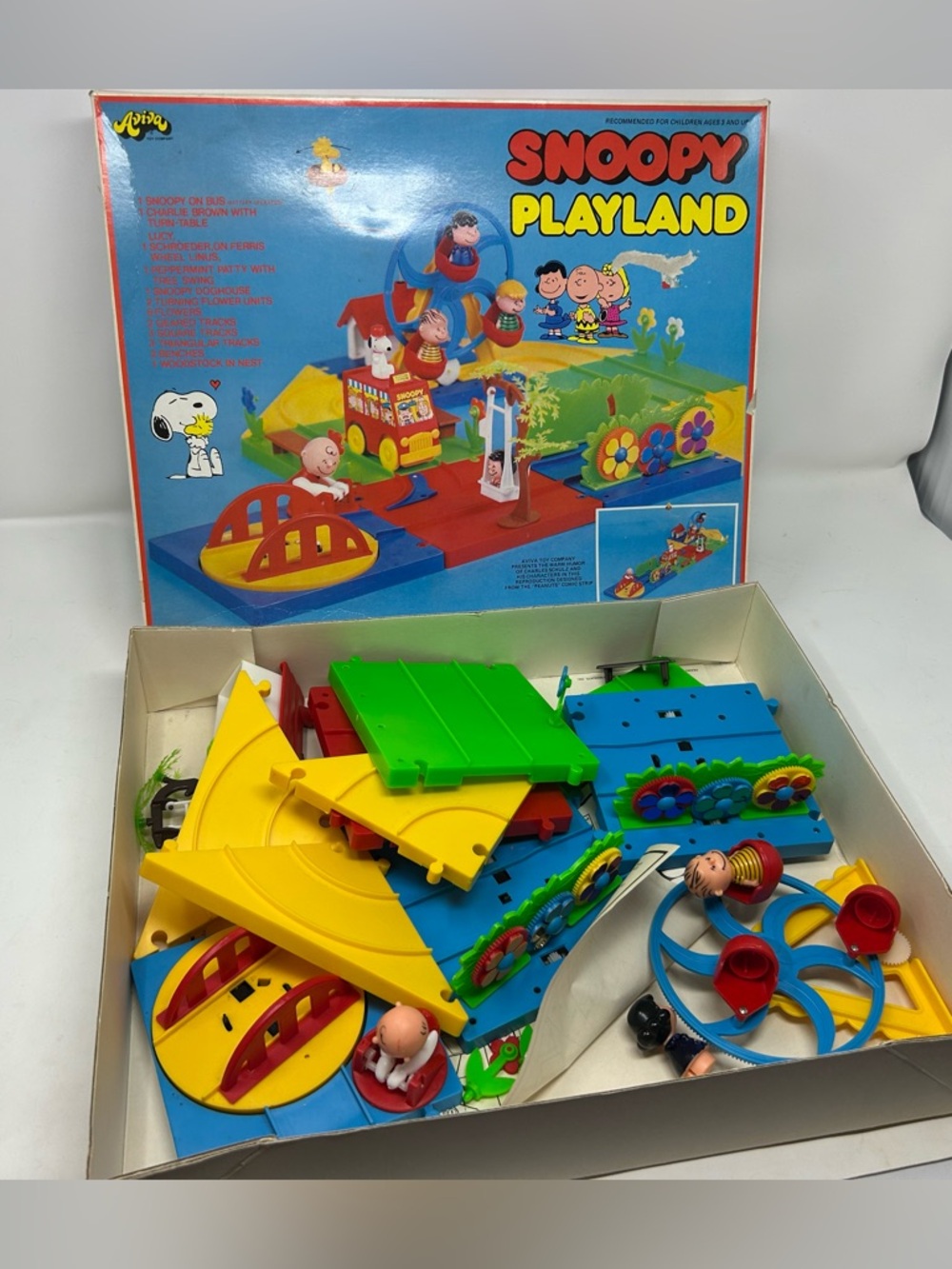 Vintage Snoopy Playland Kids Toy Set - Picture 4 of 16
